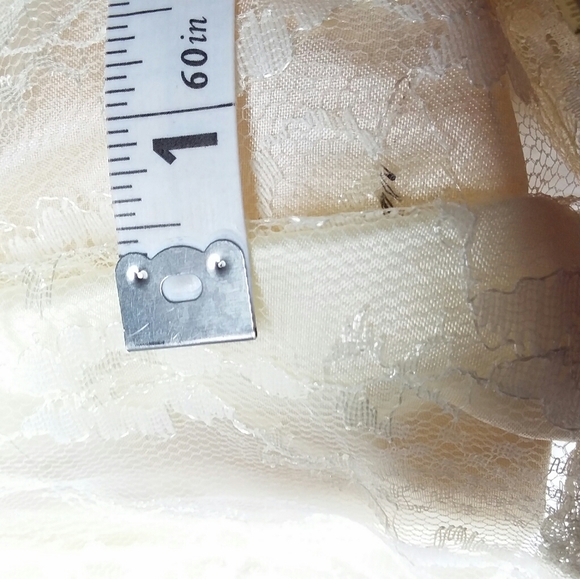 Vintage Angel Christmas Tree Topper Lighted Lace - Picture 14 of 15